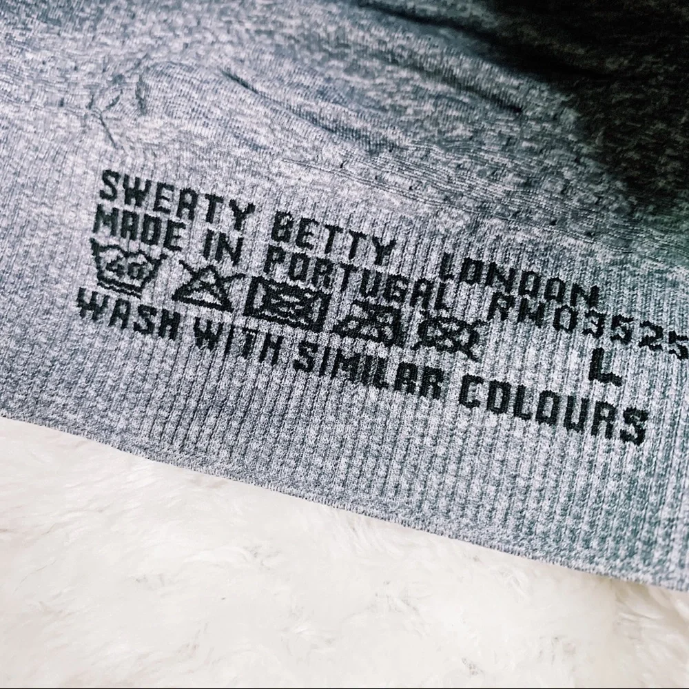 Sweaty Betty Charcoal Seamless Racerback Sports Bra